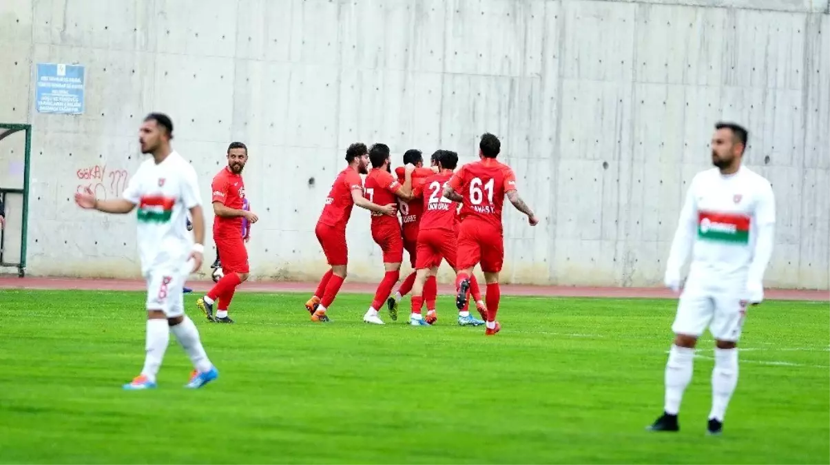 TFF 3. Lig: Bayrampaşa: 0 - Nevşehir Belediyespor: 1