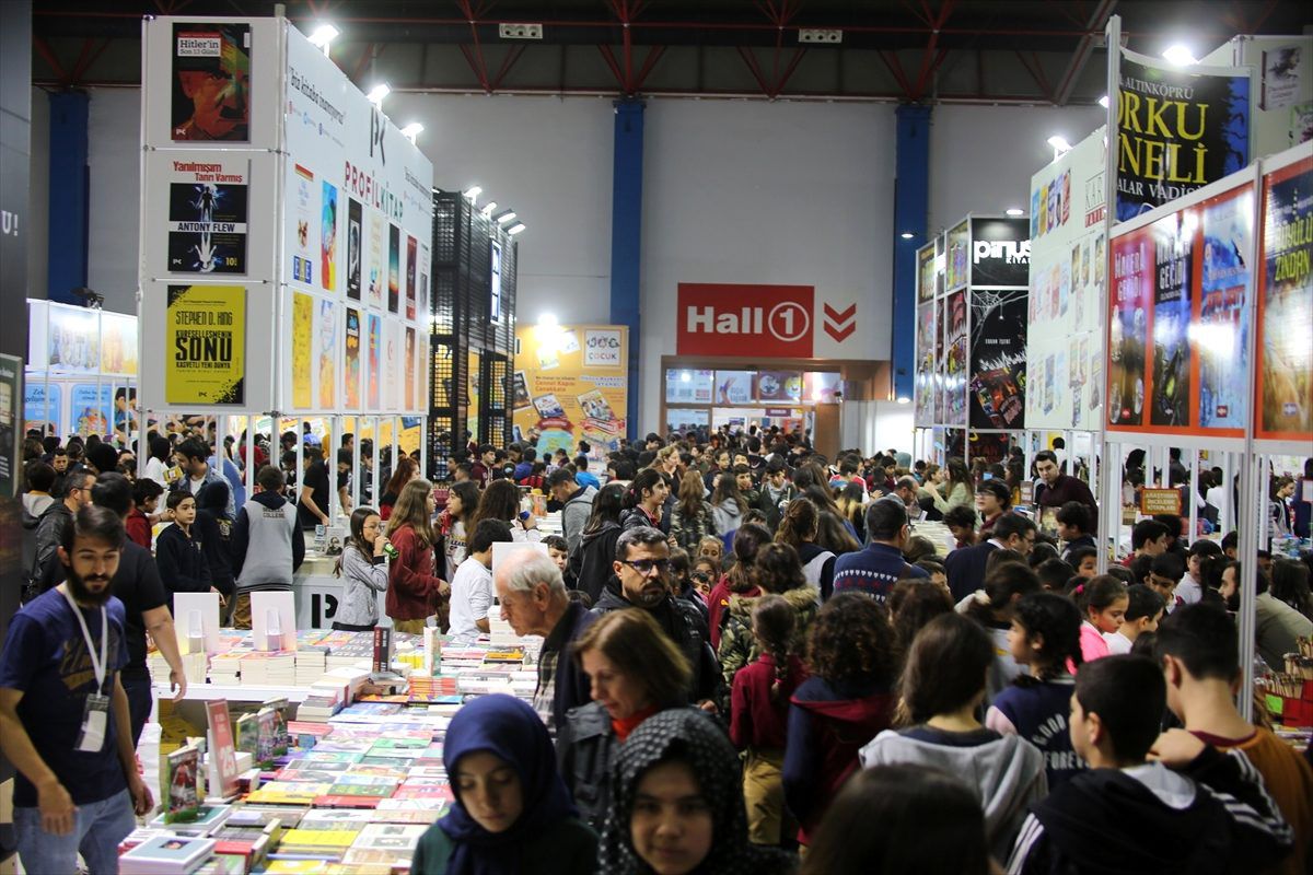 5. CNR Mersin Kitap Fuarı\'nı 150 binin üzerinde kişi ziyaret etti