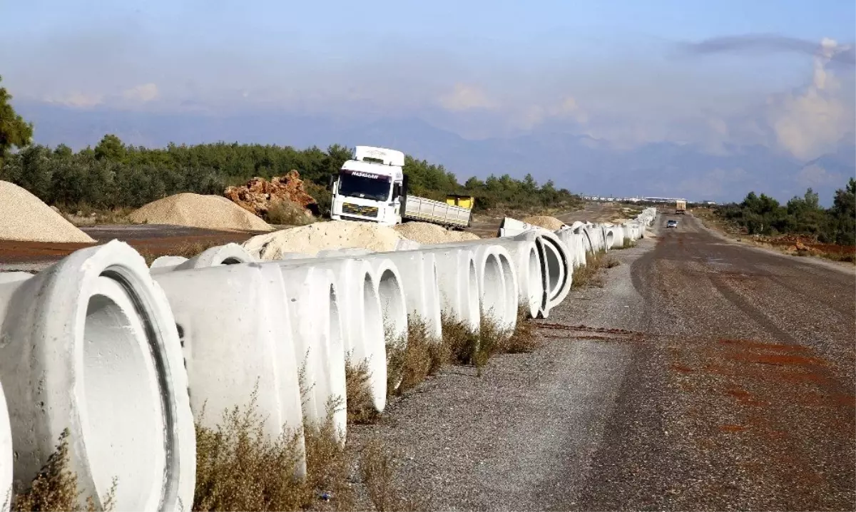 Döşemealtı\'nın kanalizasyon sorunu çözülüyor