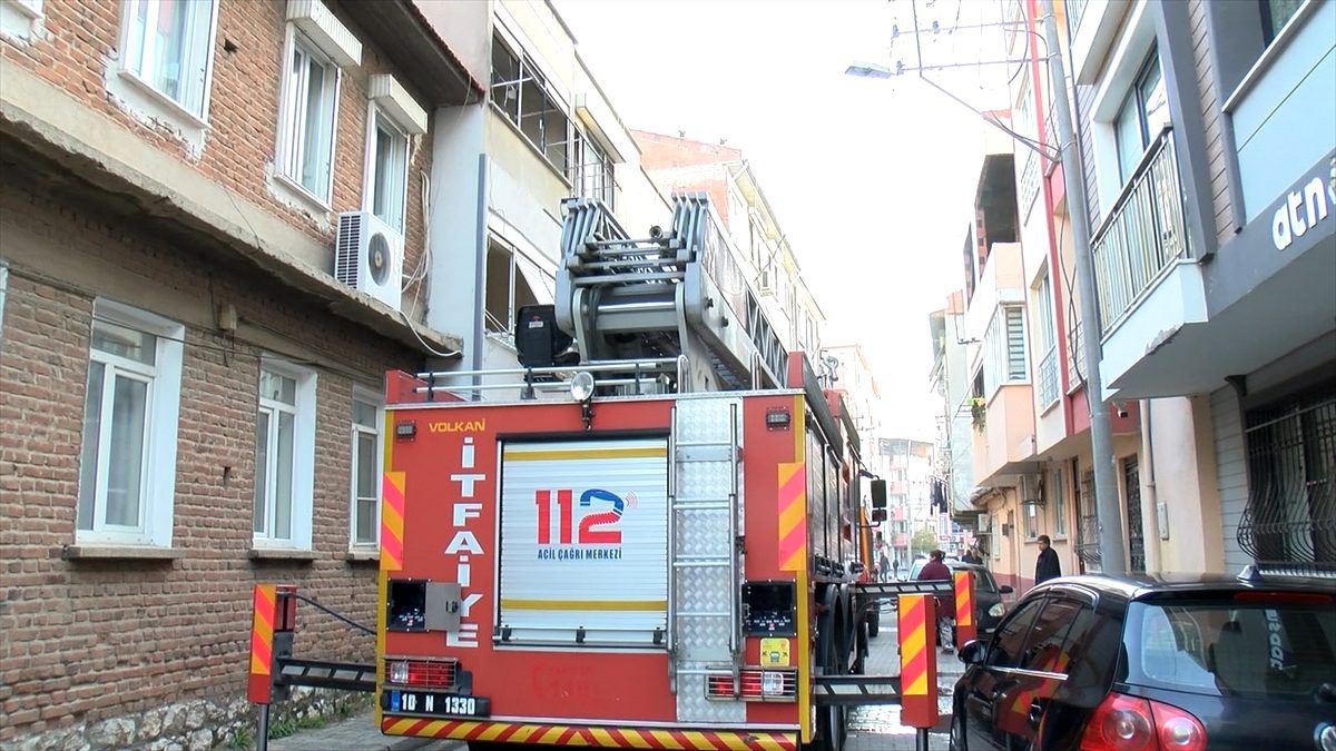 Edremit'te ev yangını