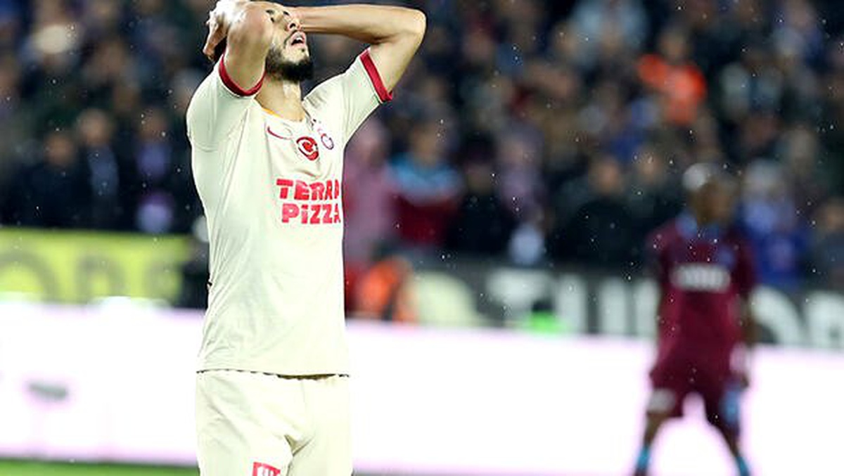Galatasaray taraftarlarından Younes Belhanda tepkisi!
