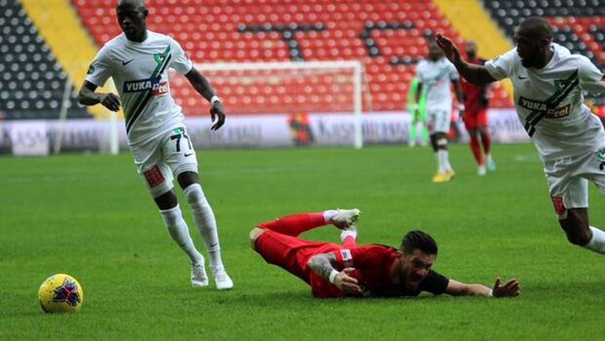Gaziantep FK\'da moraller bozuk