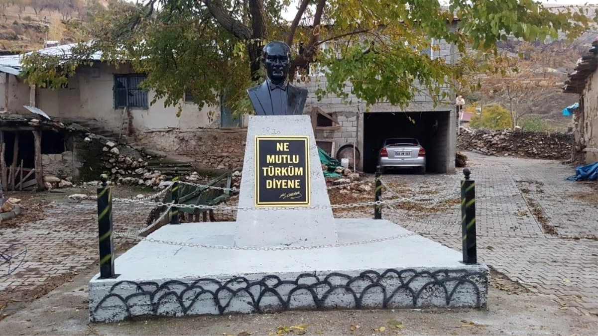Gölbaşı Belediyesi Hacılar köyündeki Atatürk büstünü onardı