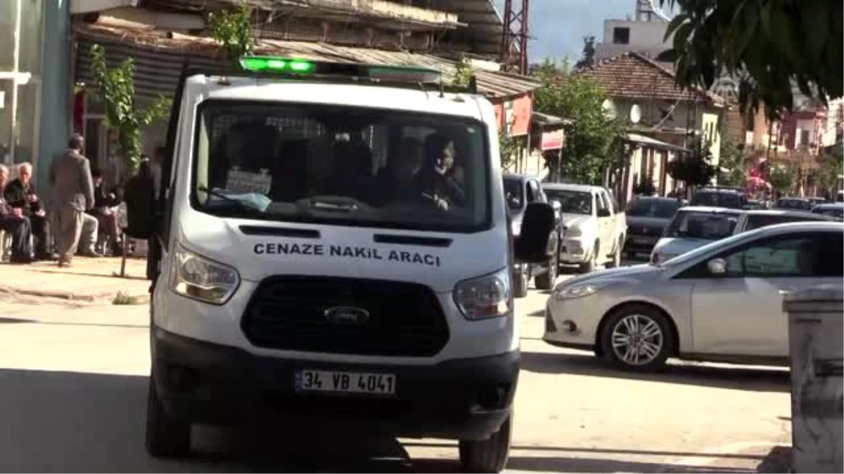 Hassa Belediye Başkanı Karataş\'ın annesi son yolculuğa uğurlandı