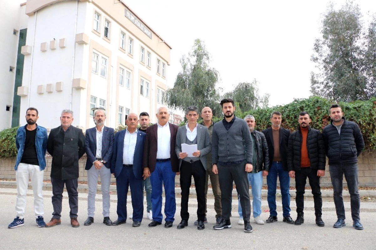 HDP\'li Silopi Belediyesince işten çıkarılan işçilerden 17\'si hukuk mücadelesini kazandı