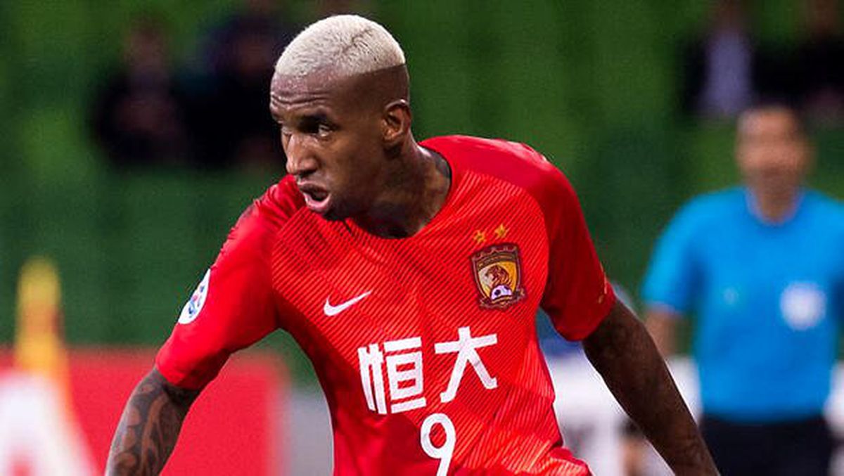 Talisca tarihe geçti! Şampiyonluk geldi...