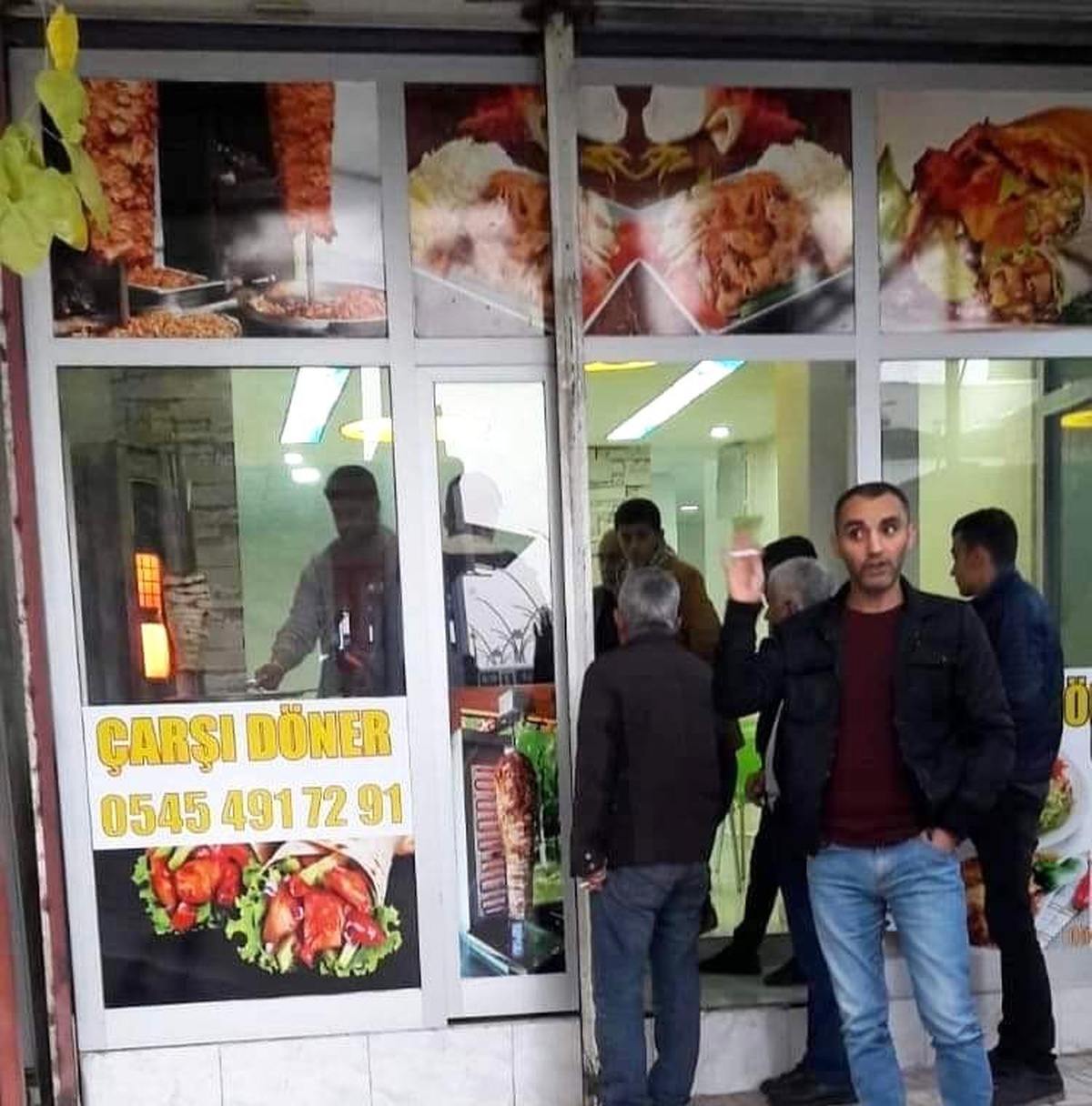 Astım krizine girdi, imdadına rakip esnaf yetişti