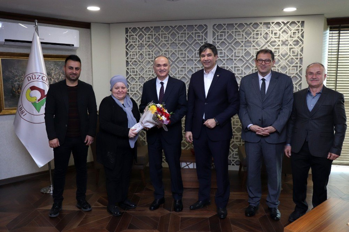 Başkan Faruk Özlü "Tüm imkanlarımız personelimiz içindir"