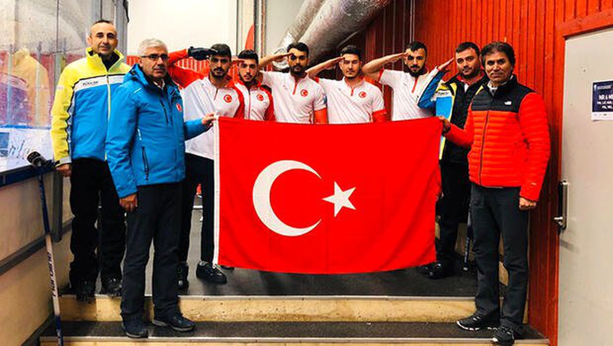 Bir skandal daha! Curling Federasyonu\'na \'asker selamı\' soruşturması...