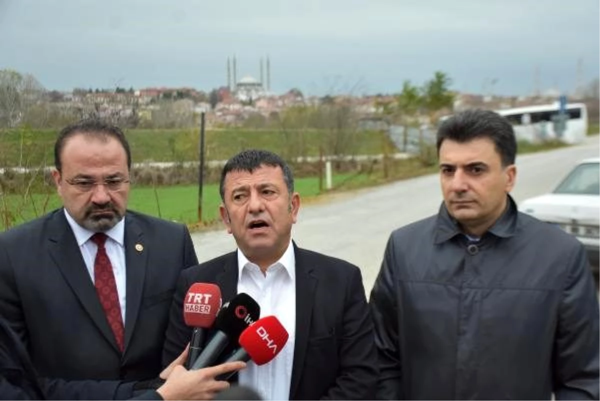 CHP heyeti, Demirtaş\'ı cezaevinde ziyaret etti