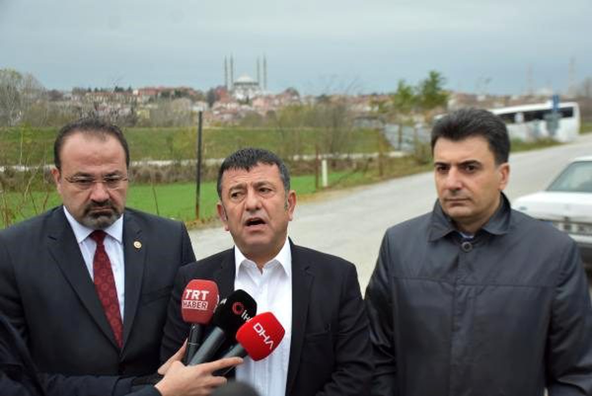 CHP heyeti, Demirtaş\'ı cezaevinde ziyaret etti