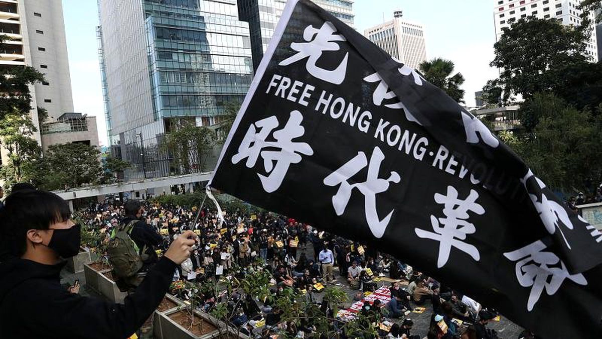 Çin\'den ABD\'nin Hong Kong yasasına misilleme: Amerikan zırhlılarına yasak, STK\'lara ceza geliyor
