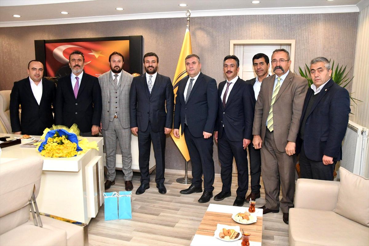 Çubuk Belediye Başkanı Baki Demirbaş\'dan Ankaragücü\'ne ziyaret