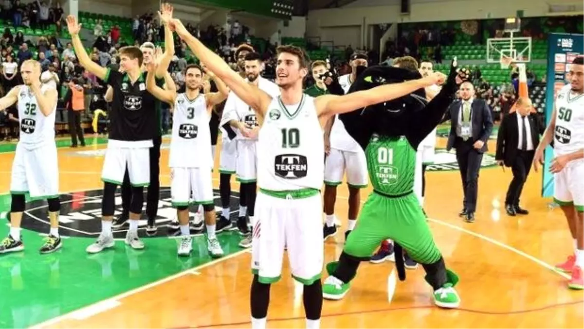 Darüşşafaka Tekfen ile Europcar sponsorluk anlaşmasını yeniledi