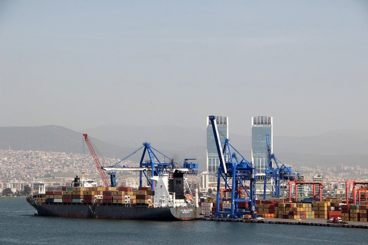 Ege Bölgesinin 11 aylık ihracatı 20,6 milyar dolara ulaştı