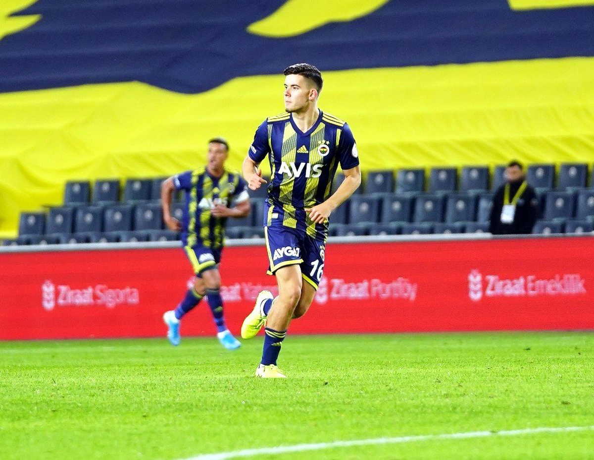 Ferdi, Fenerbahçe formasıyla ilk kez 11\'de