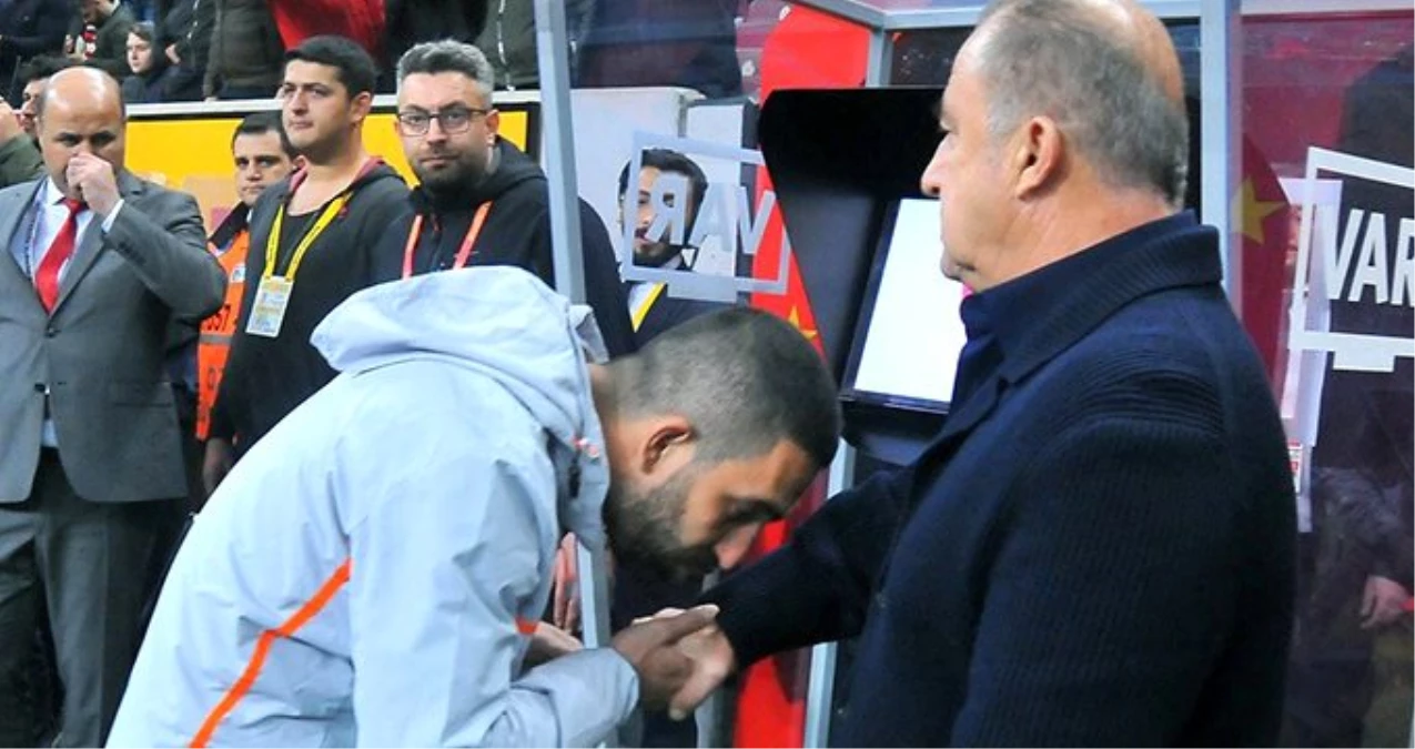 Galatasaray Başkanı Mustafa Cengiz\'den Arda Turan açıklaması