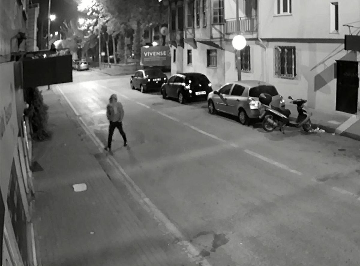 Hırsız işyeri sahibini bile şok etti