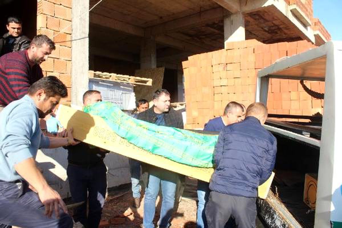 Kayıp olarak aranırken, inşaatta cesedi bulundu