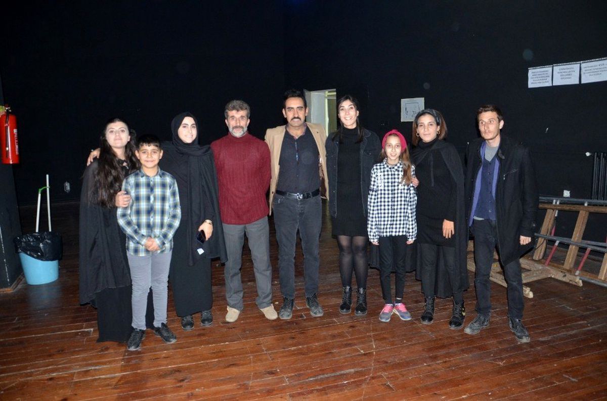 Malatya\'da "Kadın için" oyununa ilgi