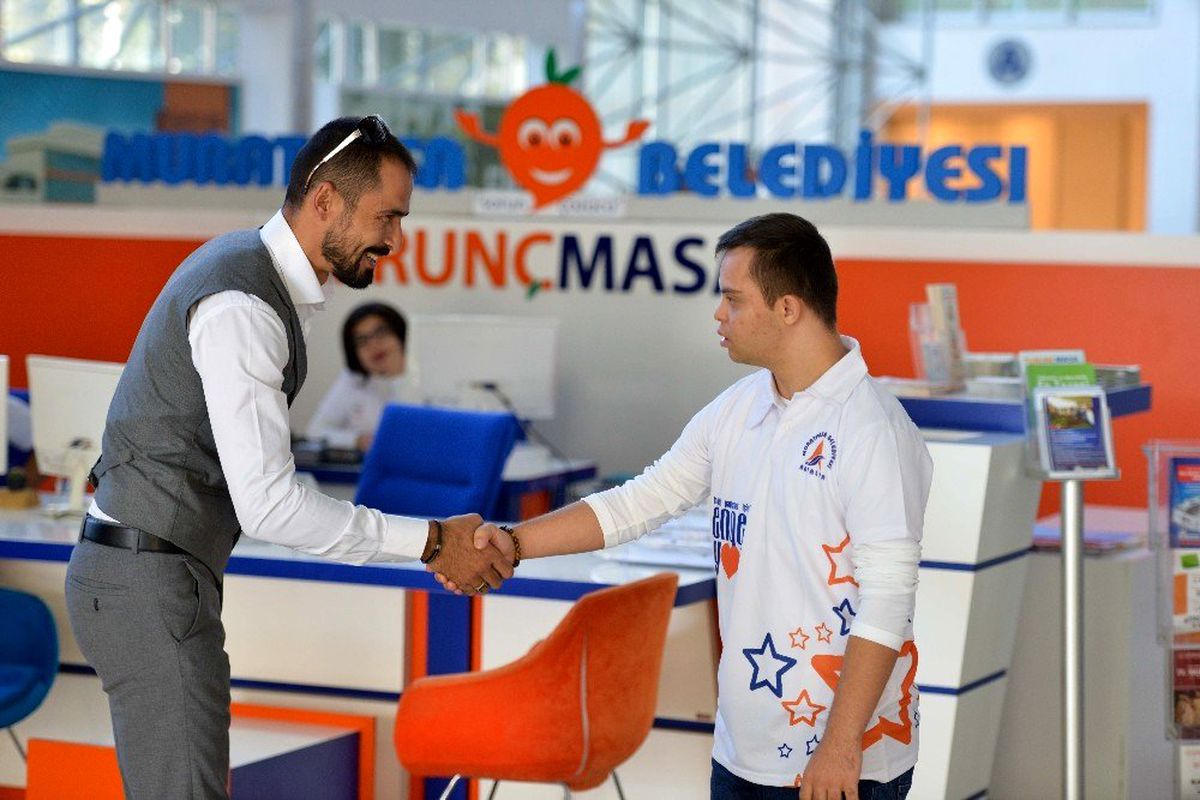 Muratpaşa\'da hayatı paylaşmaya engel yok