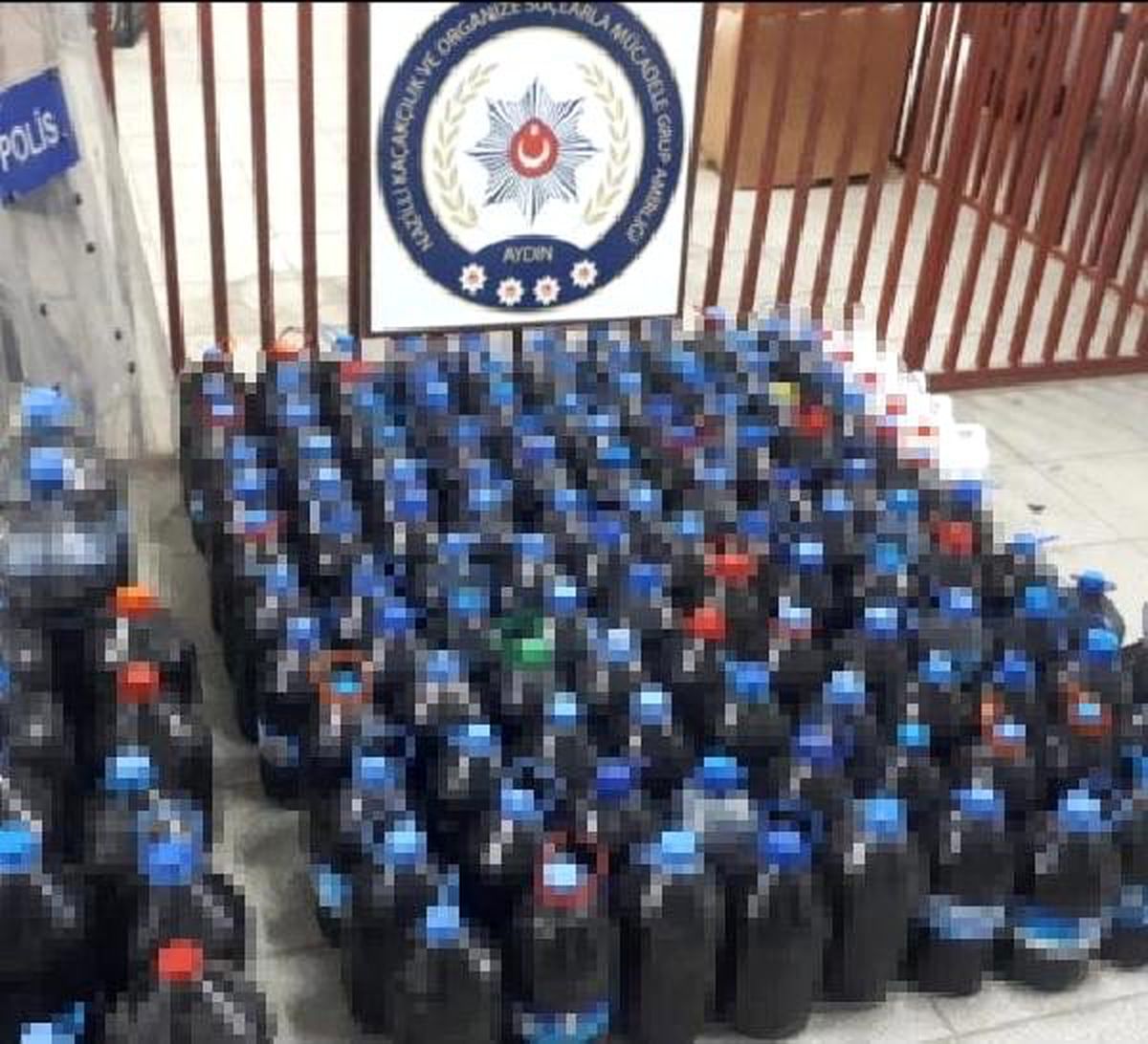 Nazilli\'de 700 litre kaçak şarap ele geçirildi