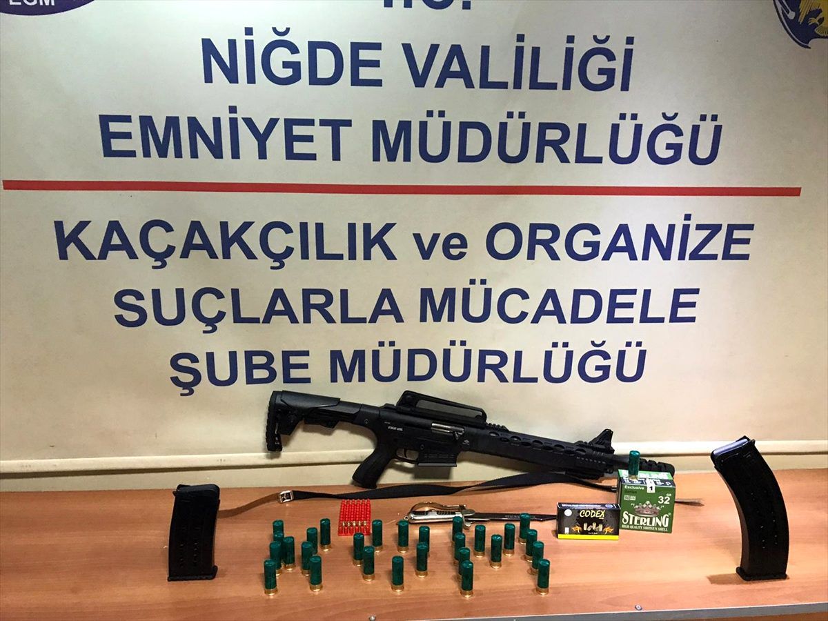 Niğde\'de eğlence merkezinde ruhsatsız tüfek ele geçirildi