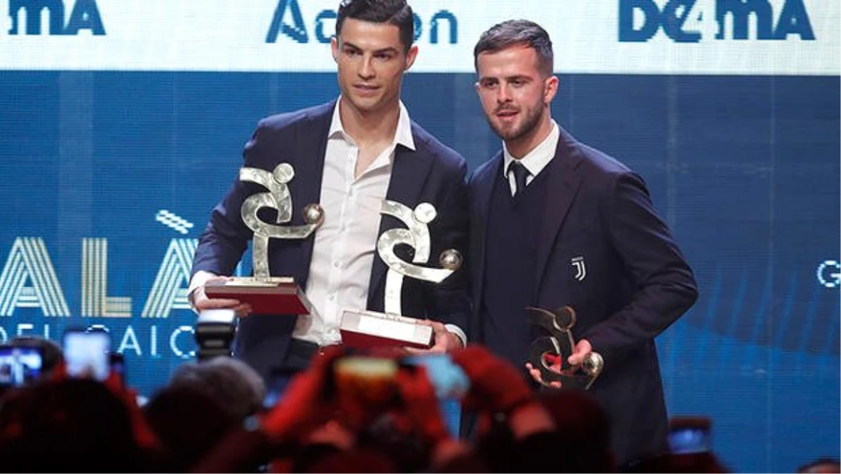 Ronaldo İtalya\'da yılın en iyi oyuncusu seçildi