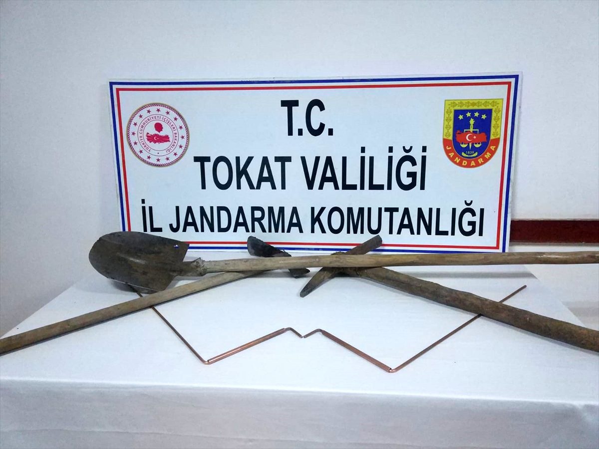 Tokat\'ta kaçak kazı yapan 2 kişi suçüstü yakalandı