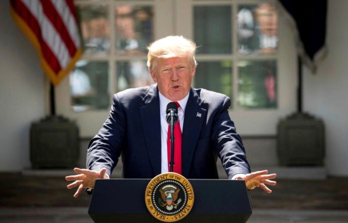 Trump\'tan Macron\'un NATO sözlerine tepki