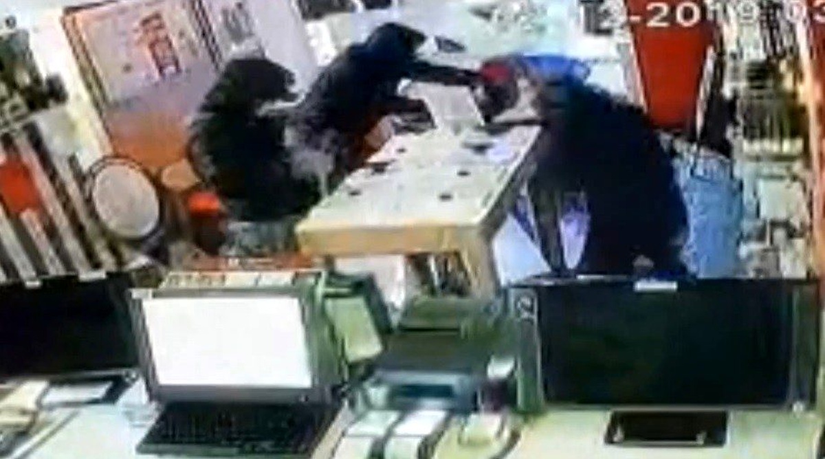 27 saniyede soyup soğana çevirmişlerdi, İstanbul\'da yakalandılar
