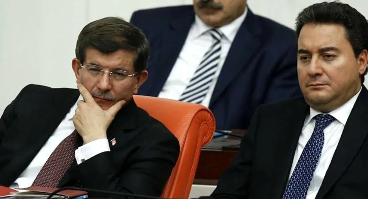 Ali Babacan ve Ahmet Davutoğlu\'nun, AK Parti\'den ne kadar oy aldığı araştırıldı: Anket sonucu Erdoğan\'a sunulacak