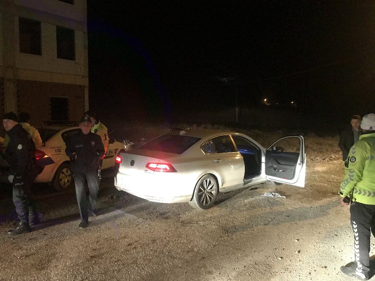 Arkadaşlarının güveninin kötüye kullandılar