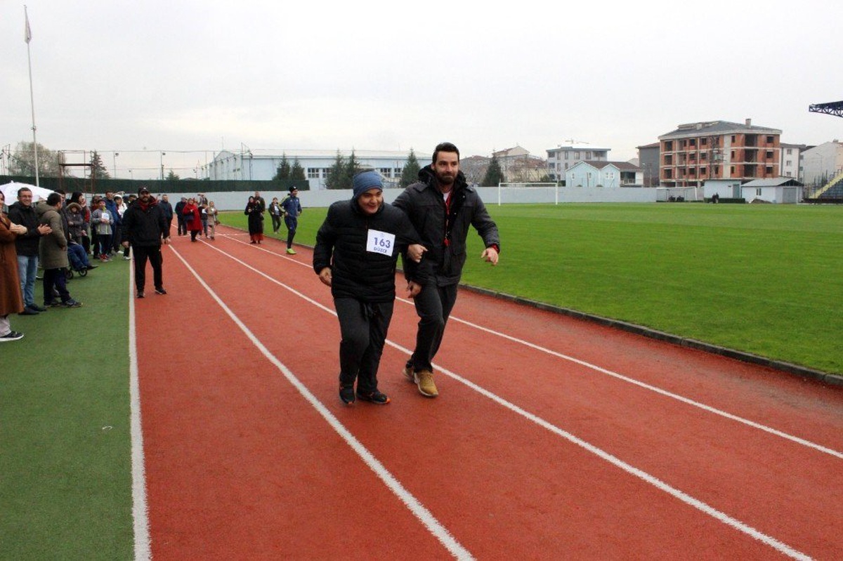 Atletizm yarışının kaybedeni yok