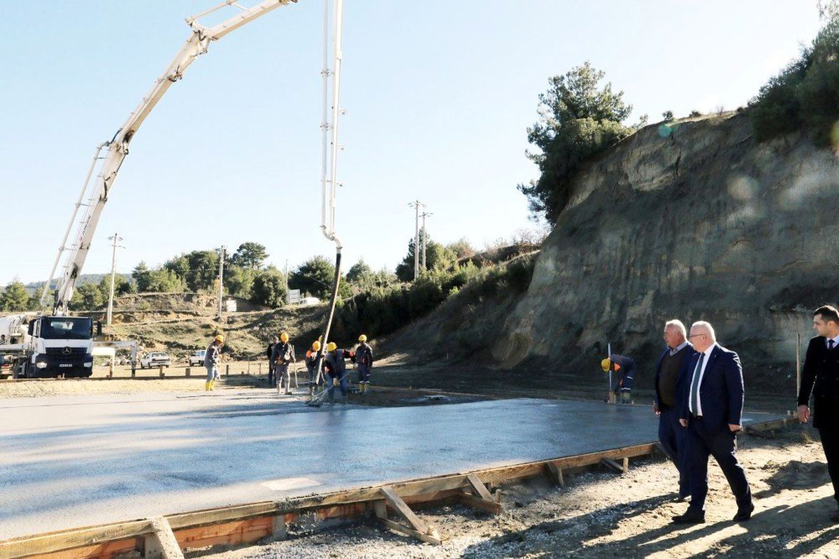 Başkan Gümüş Dokuzçam\'a verdiği sözü yerine getiriyor