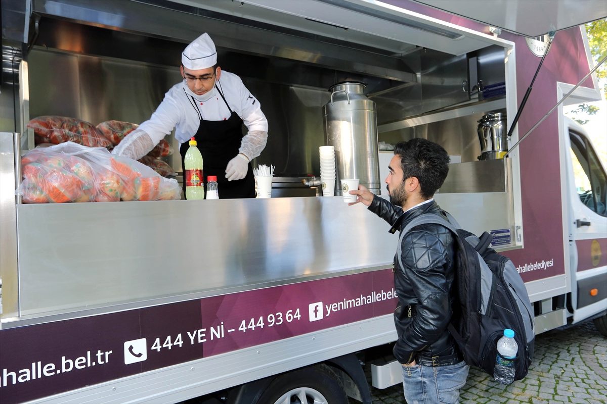 Belediyeden hasta yakınlarına çorba ikramı