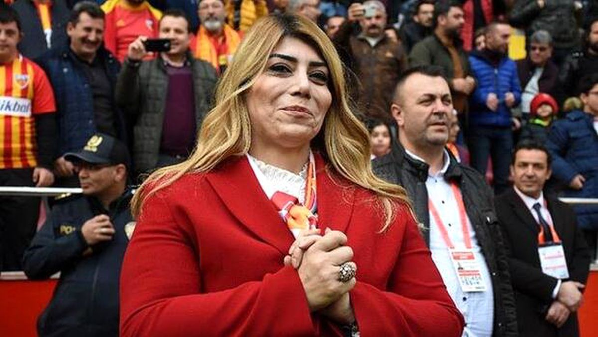 Berna Gözbaşı transfer müjdesini verdi