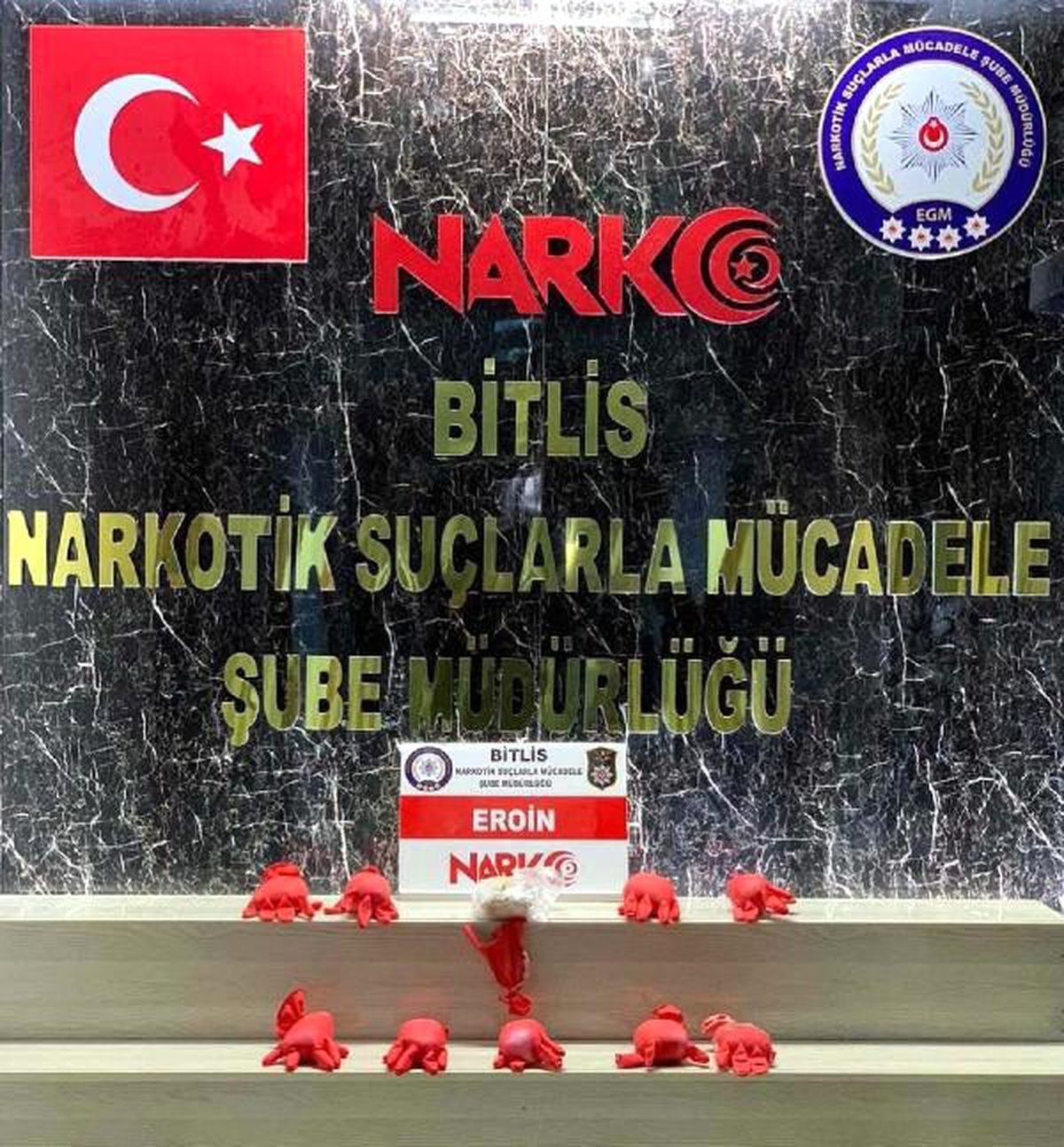 Bitlis\'te 5 kilo 616 gram eroin ele geçirildi