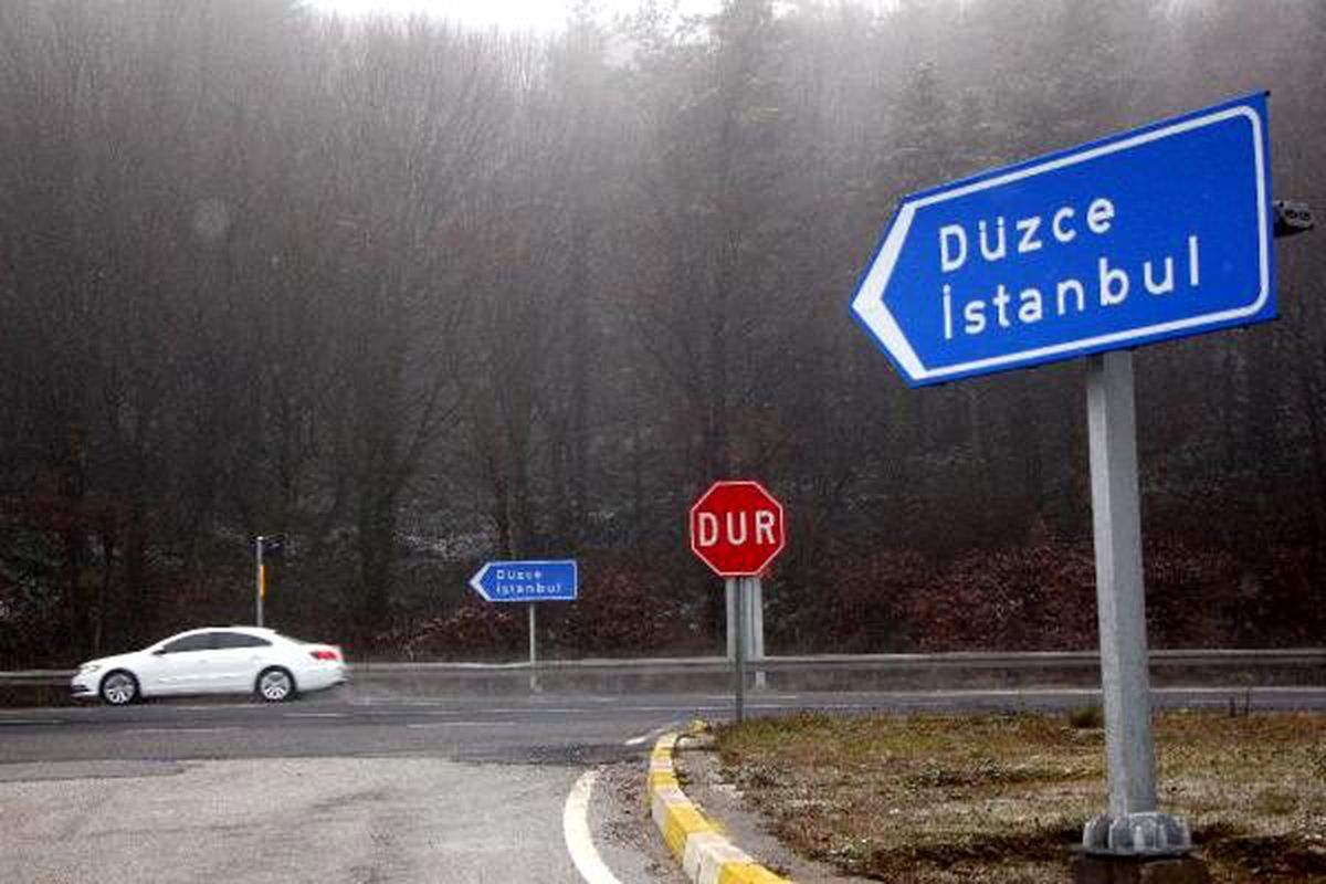 Bolu Dağı\'nda hafif kar ve sis