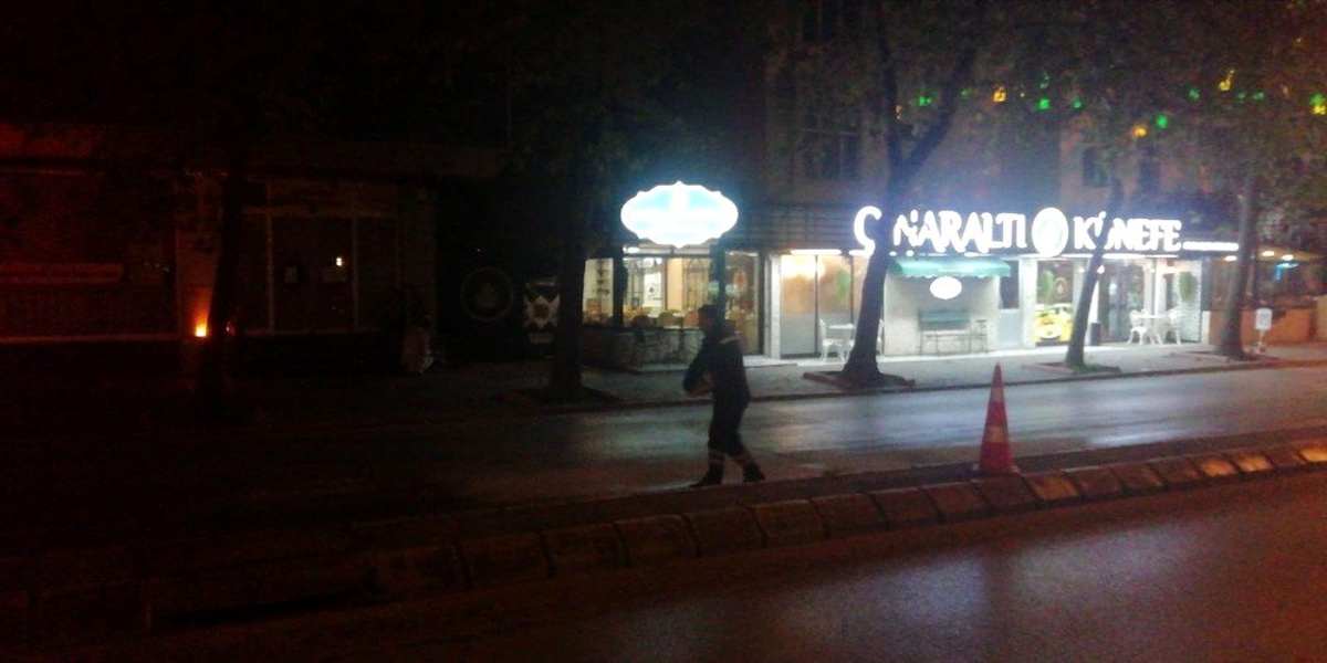 Büyükşehir\'den trafik kazasına anında güvenlik müdahalesi