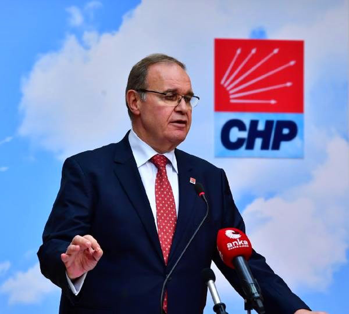 CHP\'li Öztrak: Kamuoyuna kulak vermesi olumlu bir gelişme