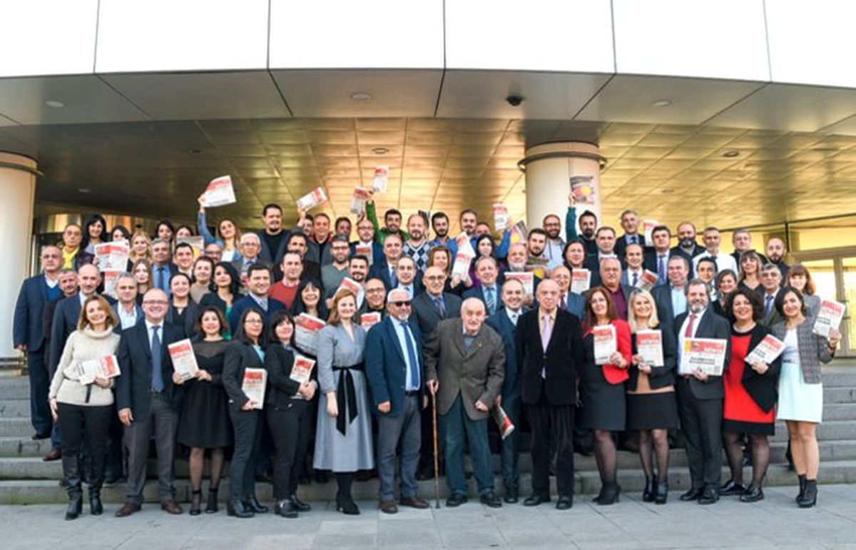 Dünya çalışanlarıyla yola devam ediyor