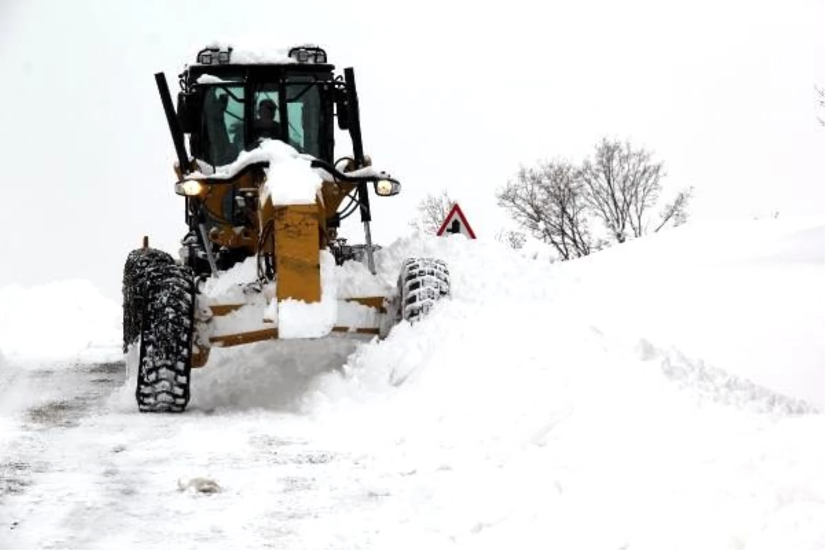 Erzincan\'da karla mücadele çalışmaları