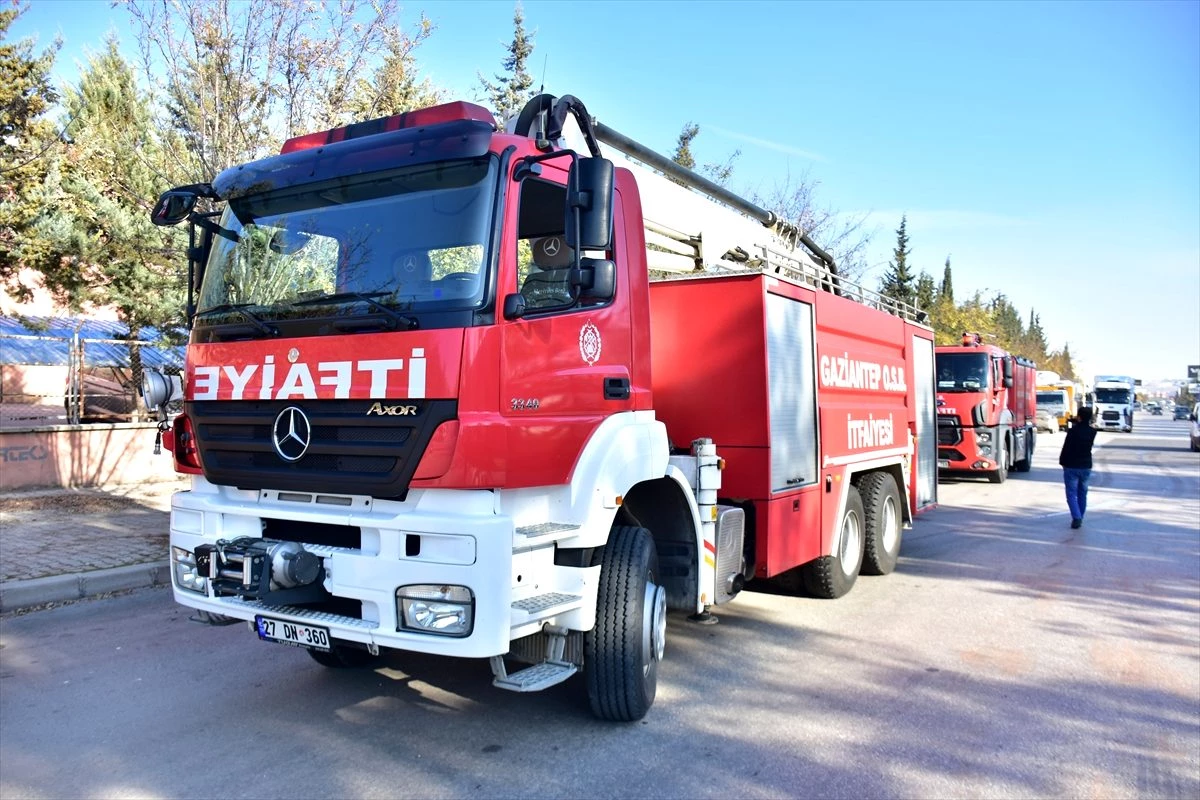 Gaziantep\'te fabrikadaki yangına müdahale sırasında 7 işçi rahatsızlandı