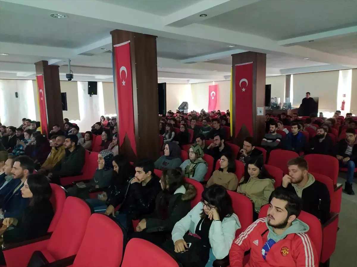 Keşan\'da üniversite öğrencilerine yönelik seminer verildi