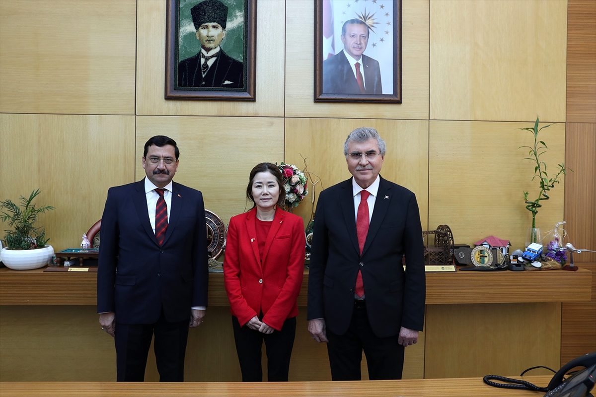 Kore Cumhuriyeti İstanbul Başkonsolosu Jessy Yeunju Jang, Sakarya\'da