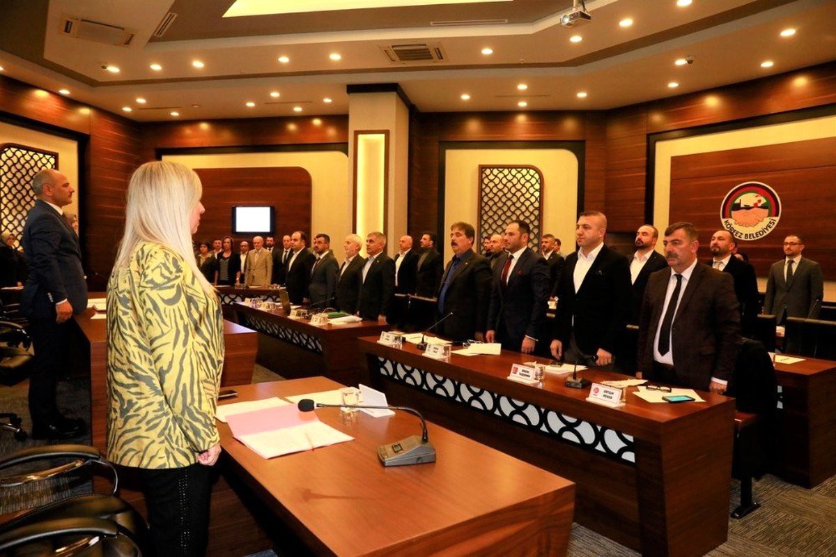 Körfez\'e sağlık kompleksi ve Yaşlı Bakım Merkezi