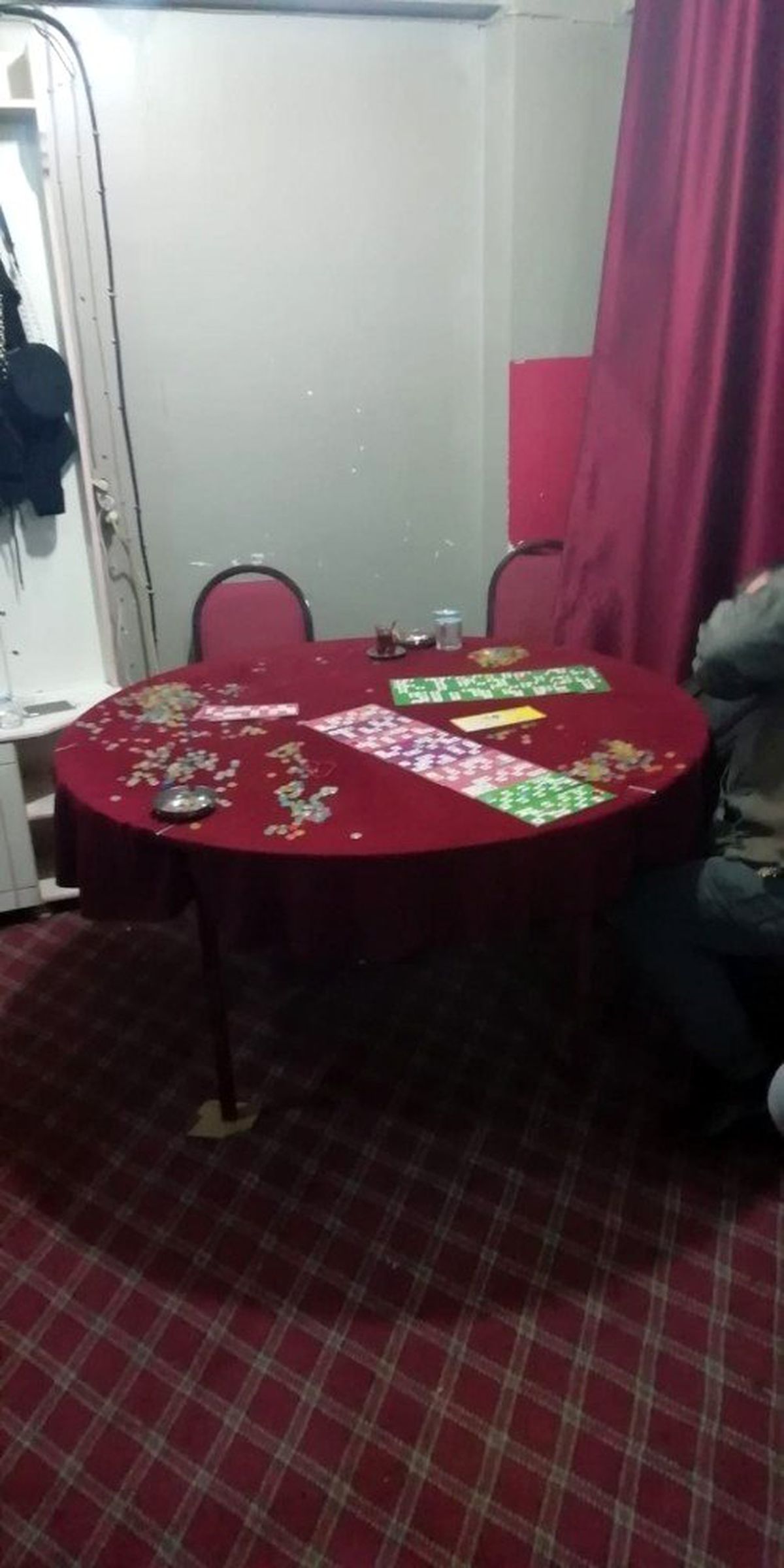 Kumar oynayanlar yakalandı