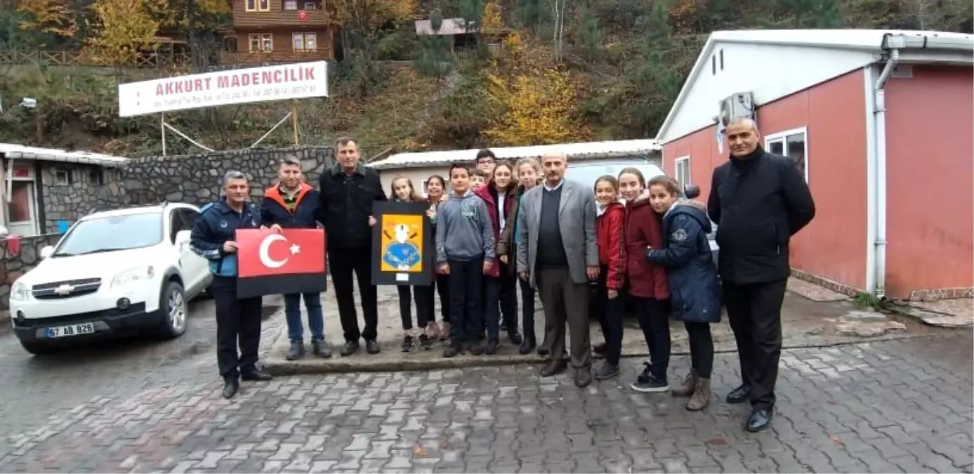 Madencinin torunları madencileri unutmadı