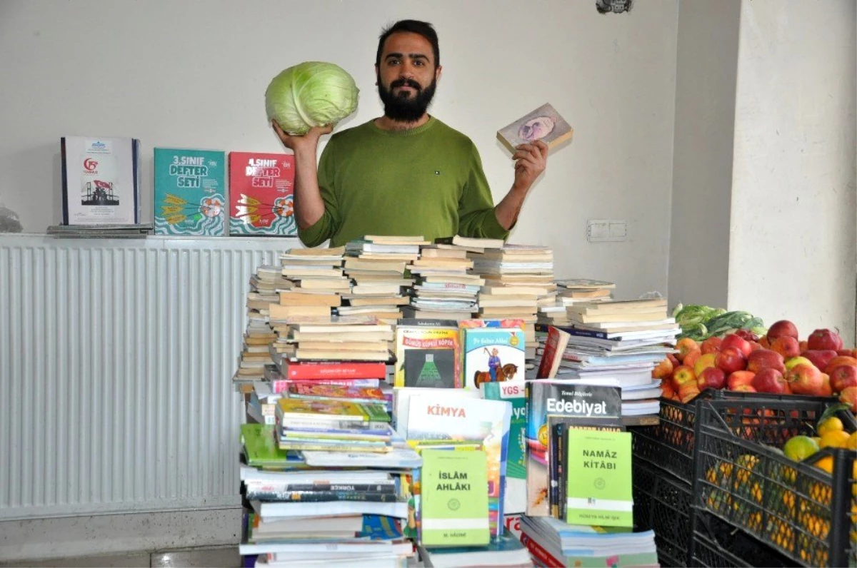 Manavcı genç kampanyayla 600 kitap topladı